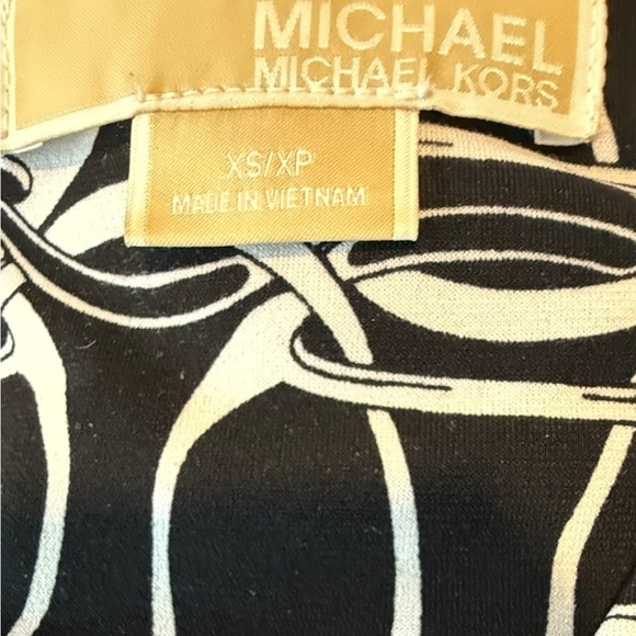 Michael Kors Elegant Black and White Patterned Dress XS - Picture 3 of 3